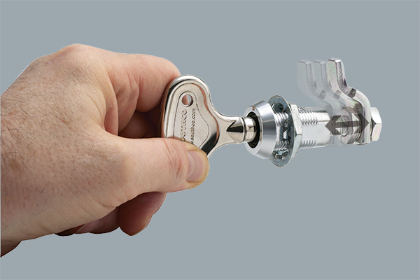 Securing Your Equipment: Importance Of High-Quality Quarter Turn Latches